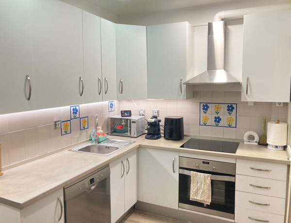 Piso en venta en  Manuel de Falla, 1, Distrito Santa Rosa - Valdeolleros photo 3