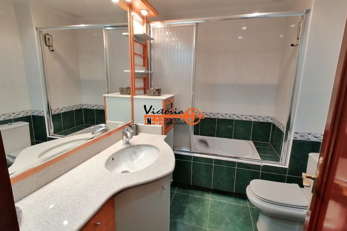 Продажа пентхауса на Calle Leonardo Rucabado, Кастро-Урдьялес photo 4