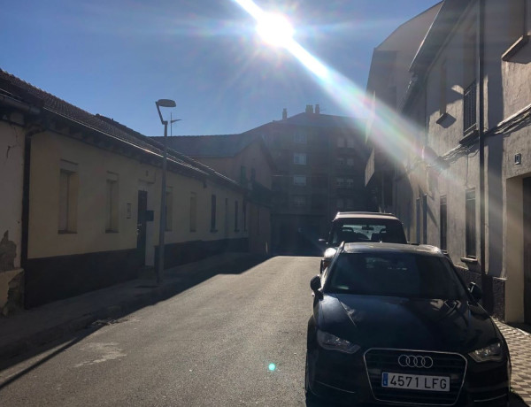 Продажа квартиры в Calle Capitiellos, 9, Sabiñanigo thumbnail 1