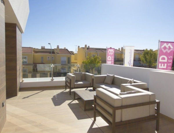 Chalet independiente en venta en  Pueblo Español - Coveta Fumá , El Campello photo 4