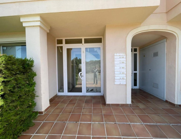 First floor for sale in Urbanización Brisas II, Manilva thumbnail 2