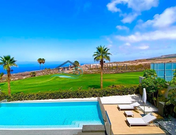 Chalet independiente en venta en  Costa Adeje , Adeje photo 4