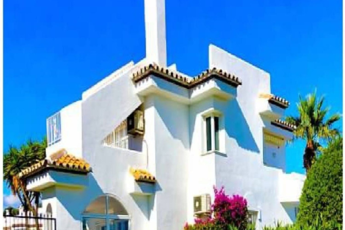 Sprzedaż niezależnego domku jednorodzinnego w  Sitio de Calahonda , Mijas photo 5