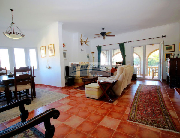 Chalet independiente en venta en , Pedreguer photo 3