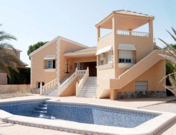 Chalet independiente en venta en Playa del Esparto-Veneziola , La Manga Del Mar Menor thumbnail 1