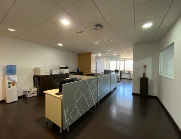 Oficina en venta en  Corts Catalanes , Sant Cugat del Vallès photo 4