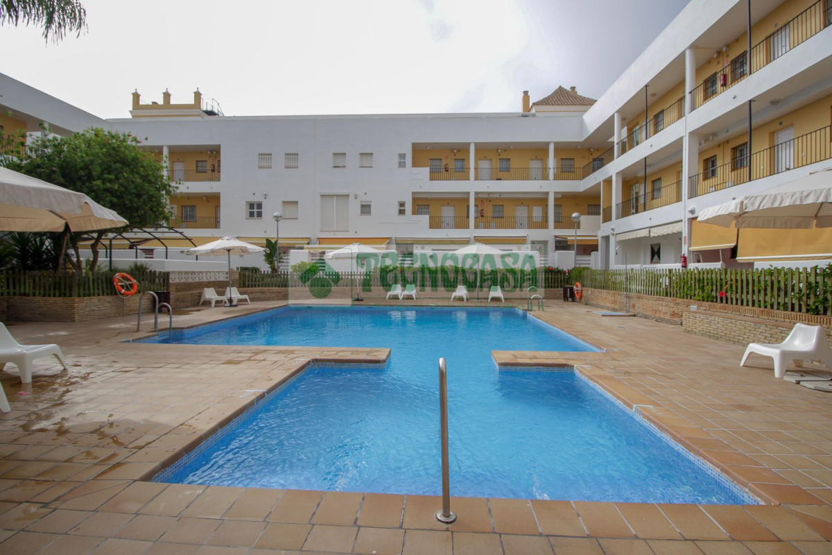 Penthouse sale in  Avenida pez espada, 3, Rota photo 3