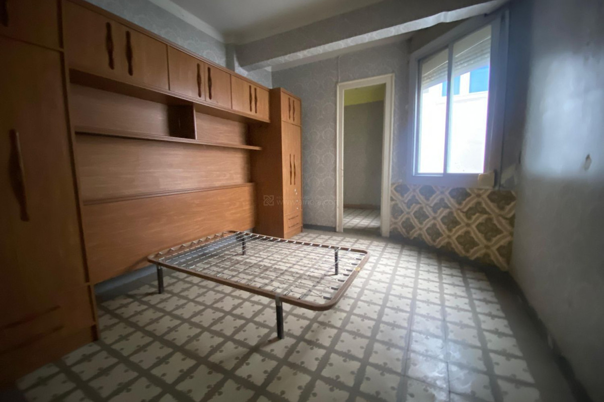 Продажа квартиры на Avenida de Colón, Логроньо
 photo 4
