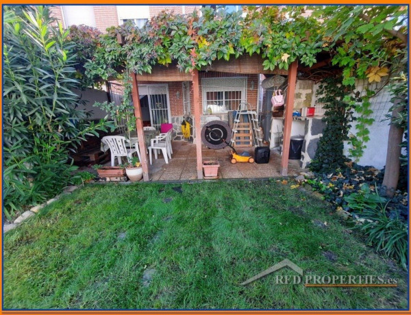 Chalet adosado en venta en , Chozas de Canales photo 4