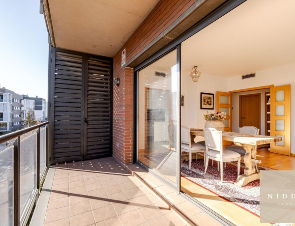 Piso en venta en Calle de Roc Codó, Sant Cugat del Vallès thumbnail 1