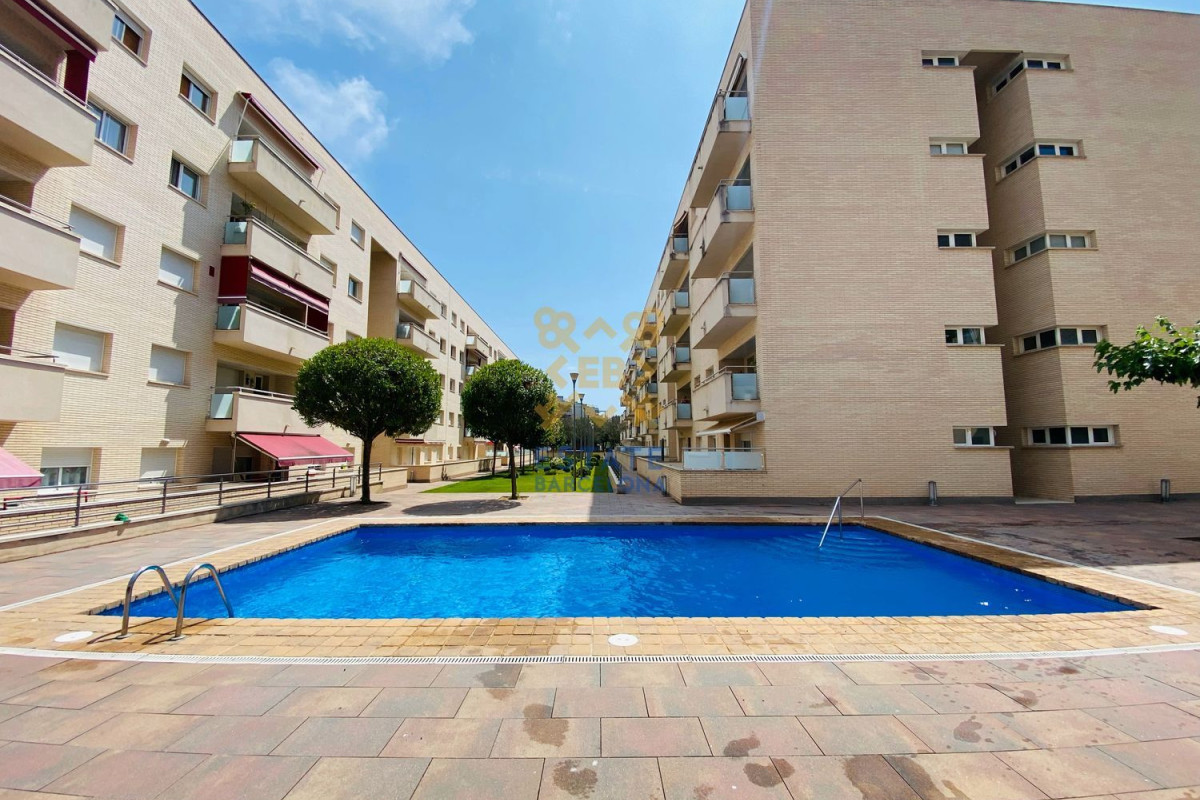 Duplex sale in Avenida de fenals, Lloret de Mar photo 3