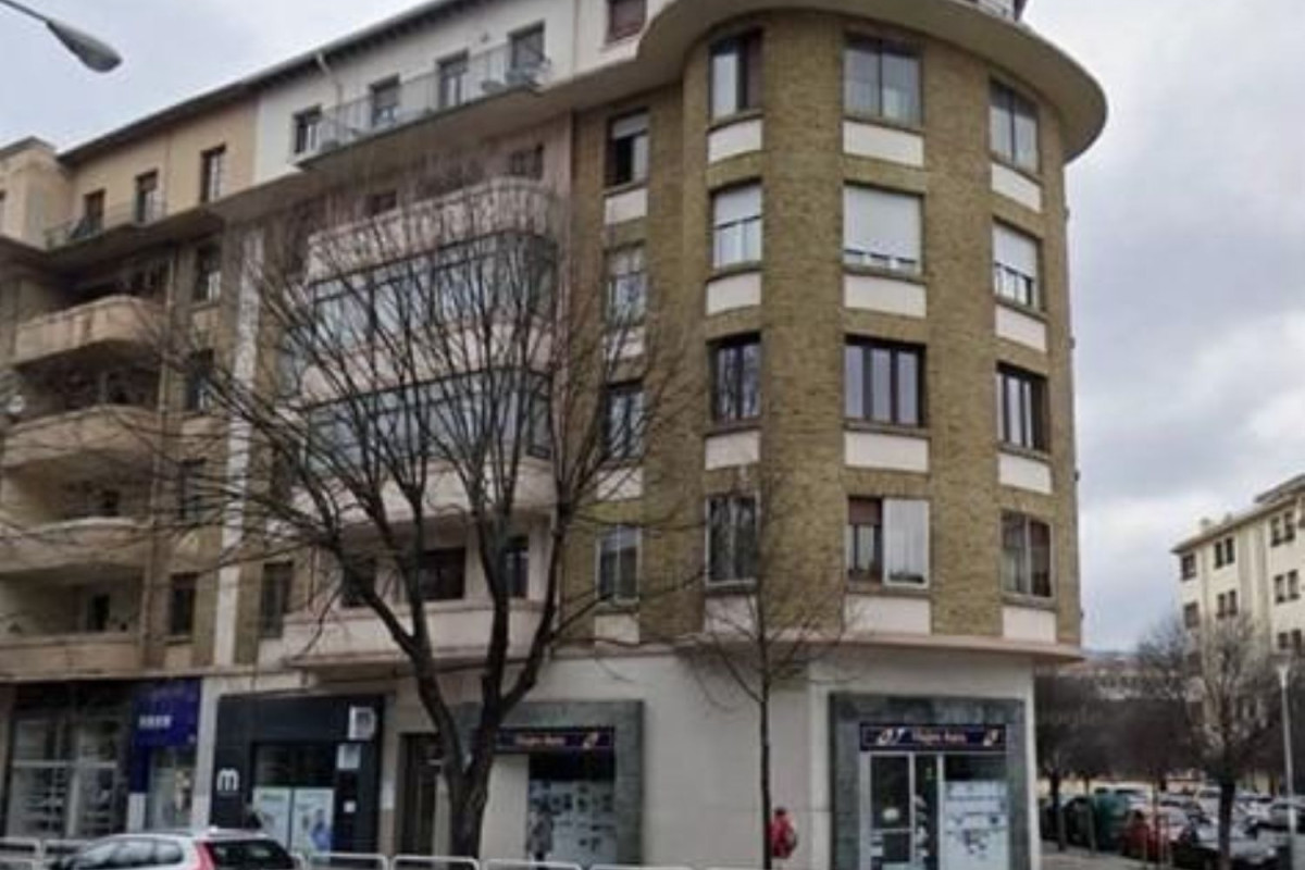 Venta de piso en Avenida de la Baja Navarra, Pamplona/Iruña
photo 1