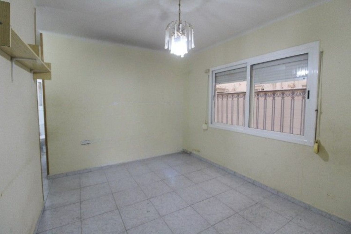 Продажа квартиры на PUBILLA CASAS, Эсплюгес-де-Льобрегат
photo 2