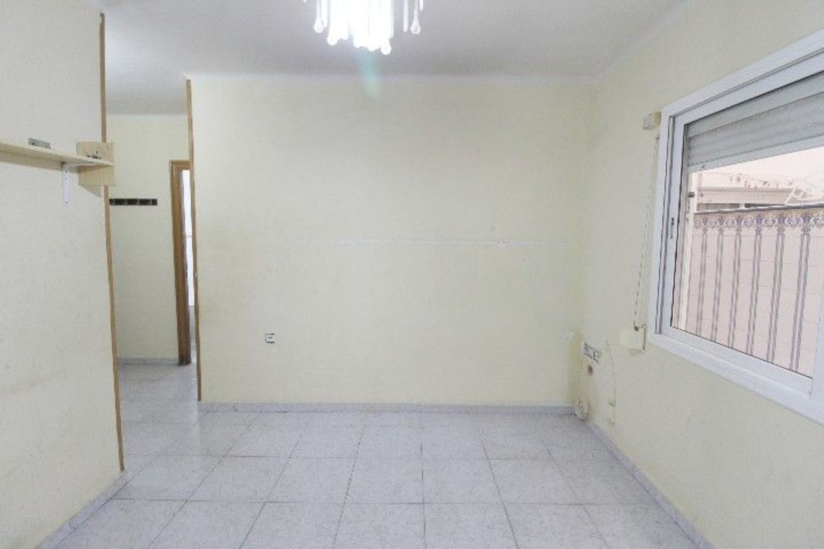 Продажа квартиры на PUBILLA CASAS, Эсплюгес-де-Льобрегат
photo 3