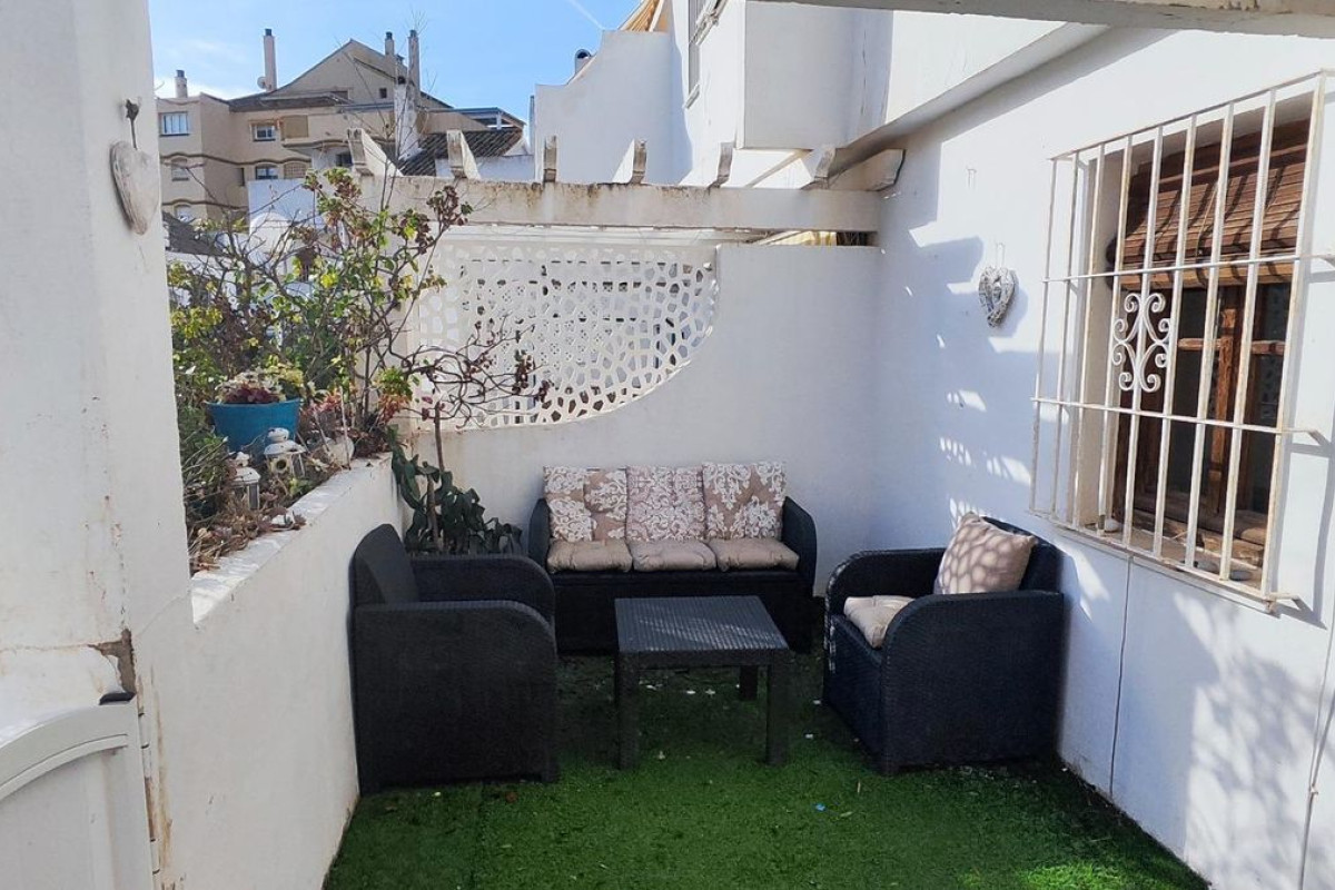 Sale of townhouse in  Torrequebrada , Benalmádena photo 5