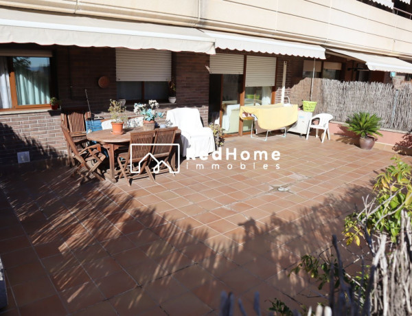 First floor for sale in melinia jesenka, Sabadell thumbnail 2