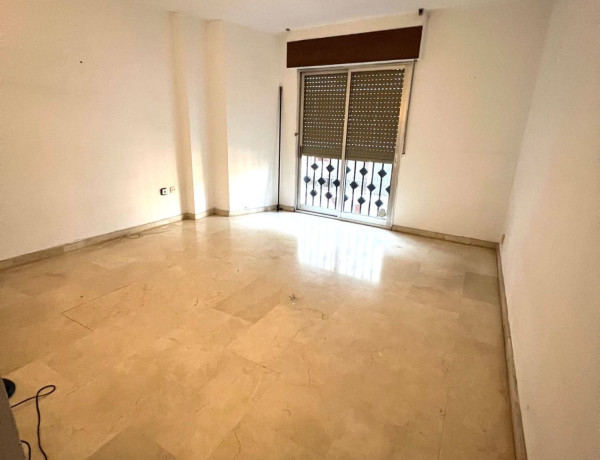 Apartment for sale in  Avenida de los Molinos, Distrito Centro - Casco Histórico photo 1