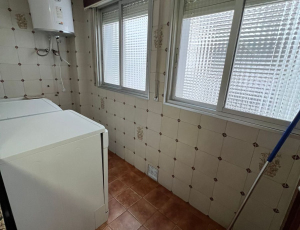 Apartment for sale in  Avenida de los Molinos, Distrito Centro - Casco Histórico photo 4