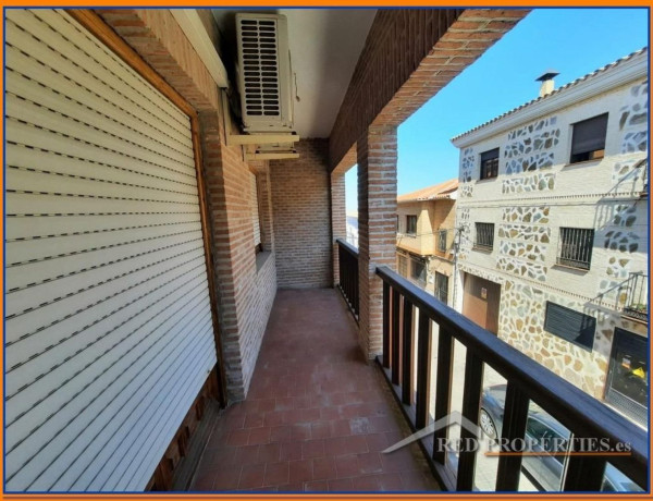 Piso en venta en , Olias del Rey photo 2