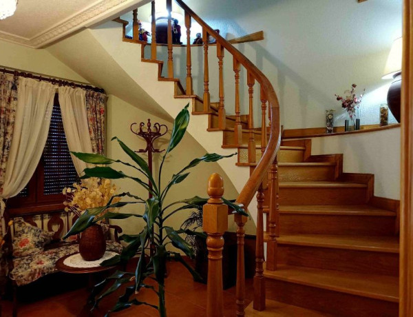 Semi-detached house for sale in , Ciudad-Rodrigo photo 1