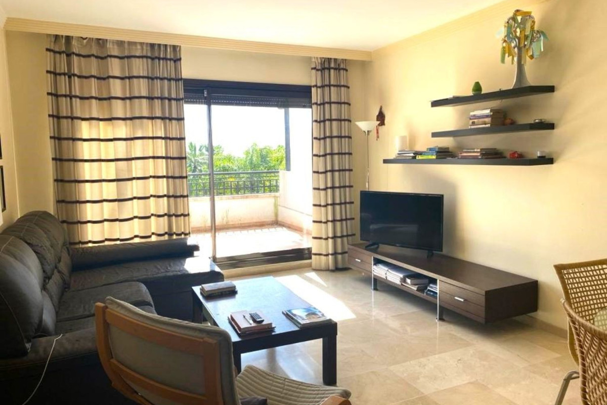 Sale of apartment in Calle Cartama, 9, Estepona
photo 5