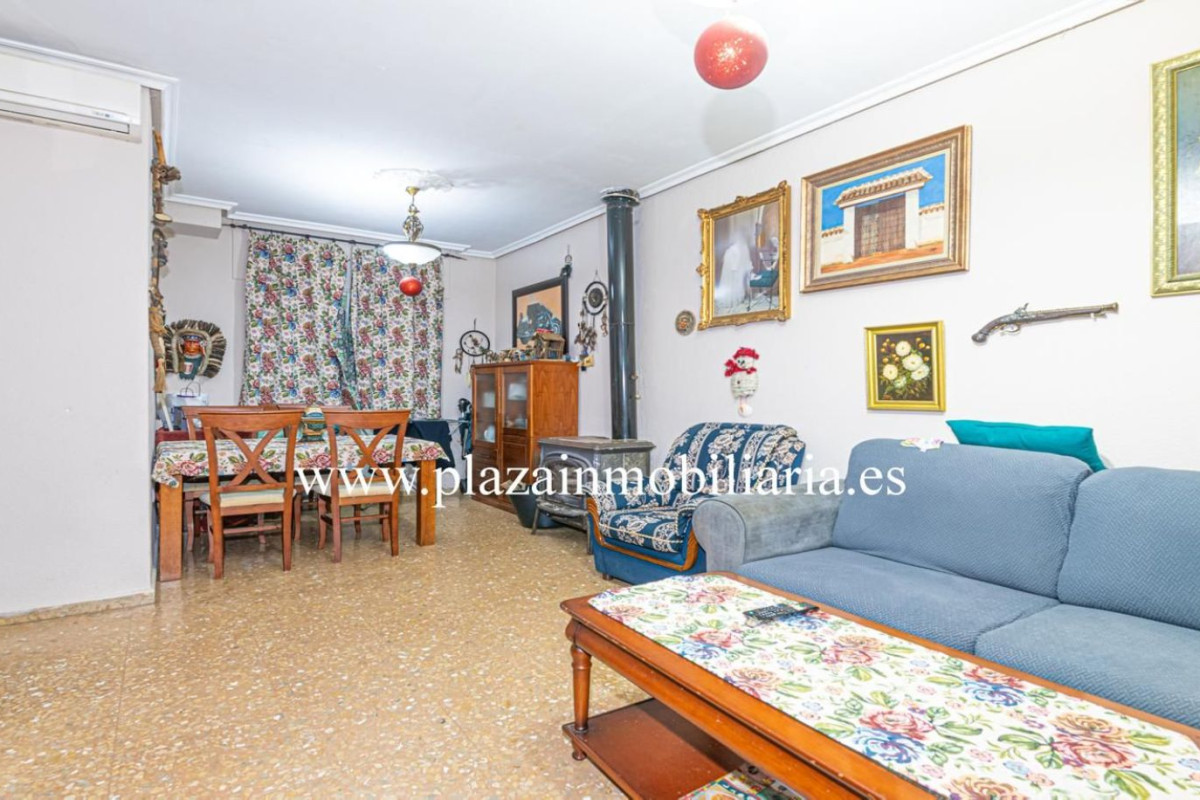 Sale of independent chalet in The Valley, Lucena
photo 5