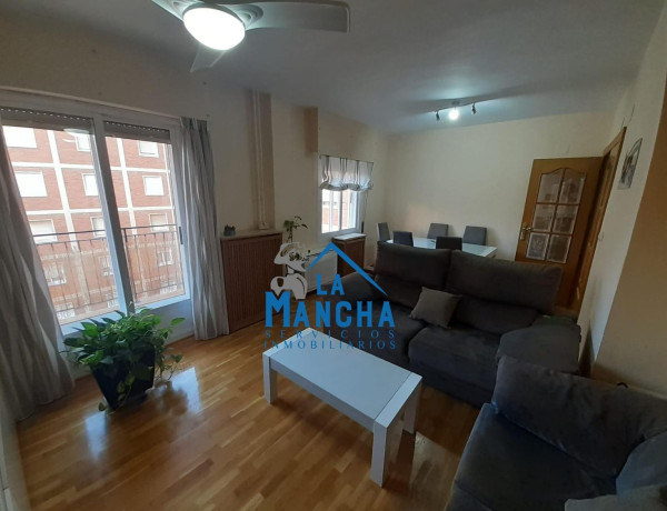 Apartment for sale in  Calle Doctor García Reyes, Albacete photo 4