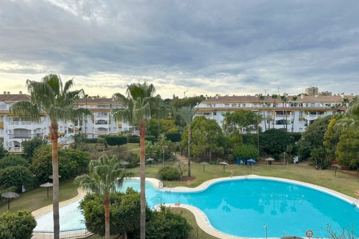 Penthouse sale in New Andalusia , Marbella photo 1