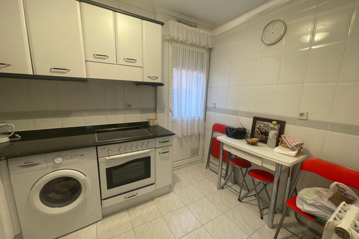 Продажа квартиры на Cotolino, Кастро-Урдьялес
photo 3