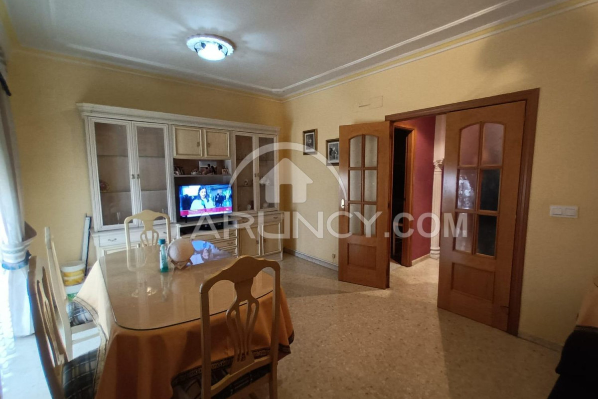 Sale of apartment in New Alcalá, Alcalá de Guadaira
photo 2