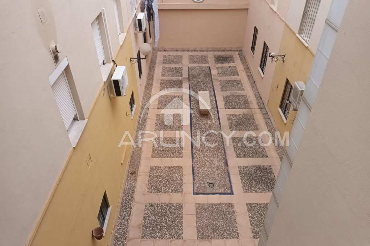Sale of apartment in New Alcalá, Alcalá de Guadaira
photo 3