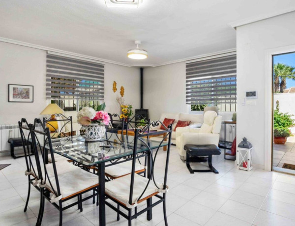 Chalet independiente en venta en  Centro , Torrevieja photo 4