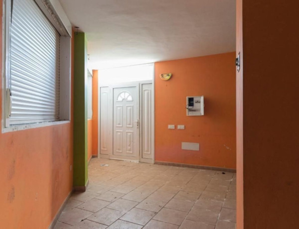 Chalet independiente en venta en , Arico thumbnail 1