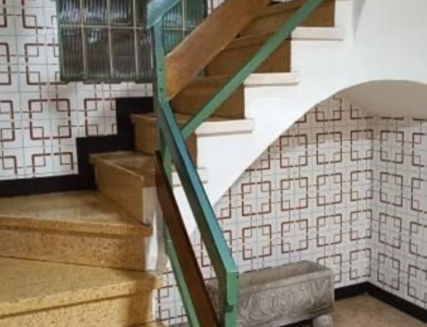 Piso en venta en Calle Virgen de los Desamparados, Dos Hermanas thumbnail 2