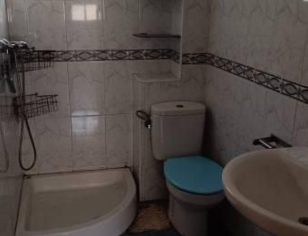 Piso en venta en  Calle Virgen de los Desamparados, Dos Hermanas photo 4