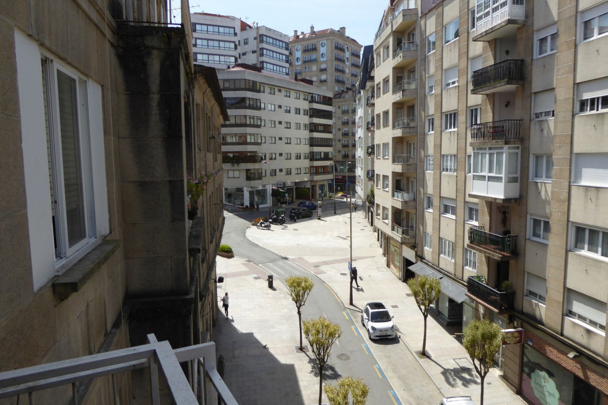 Sale of apartment in Calle Padre Don, 3, Vigo
photo 2