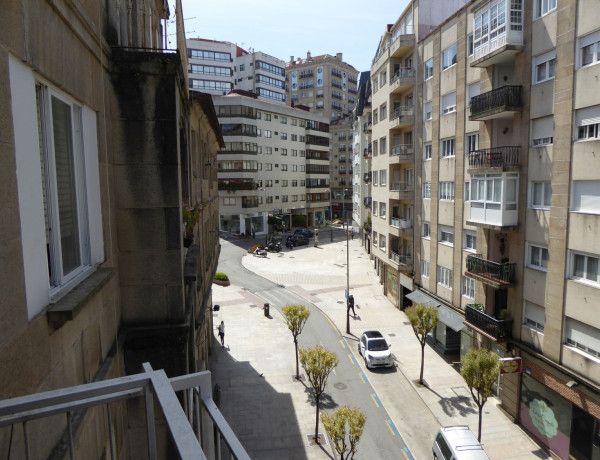 Apartment for sale in Calle Padre Don, 3, Vigo thumbnail 1