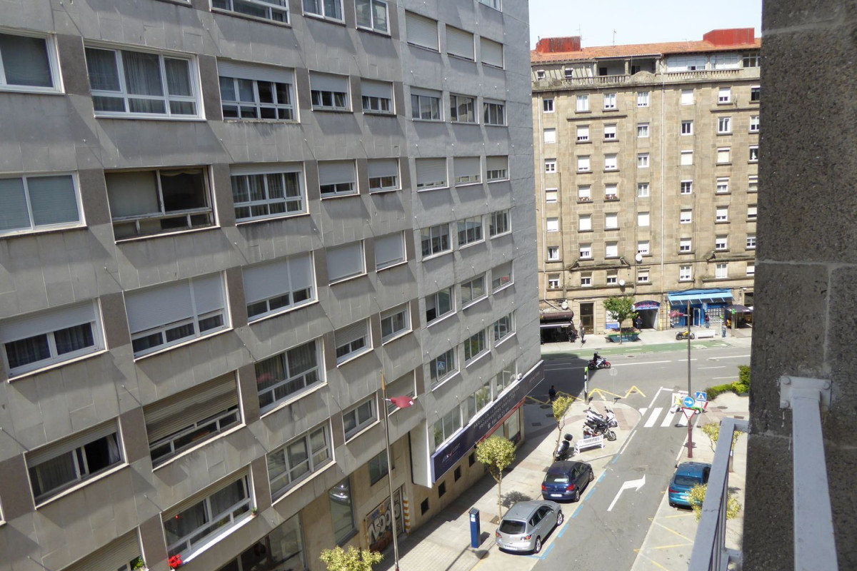 Sale of apartment in Calle Padre Don, 3, Vigo
photo 3