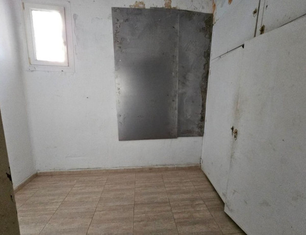 Piso en venta en  Veinat , Salt photo 4