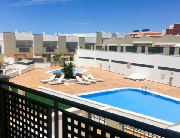 Chalet adosado en alquiler en Calle El Peralillo, 5, Adeje photo 1