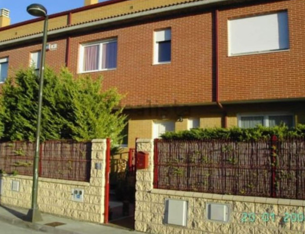 Semi-detached house for sale in , Alfoz de Quintanadueñas photo 1