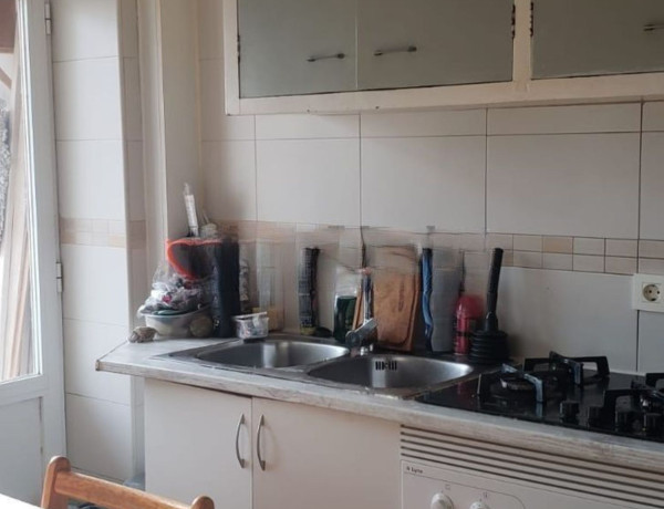 Apartment for sale in Calle Fresa, Salamanca thumbnail 1