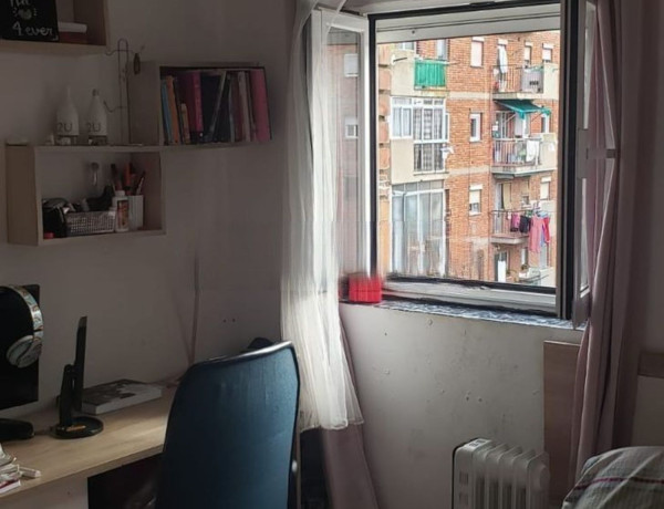 Apartment for sale in  Calle Fresa, Salamanca photo 4