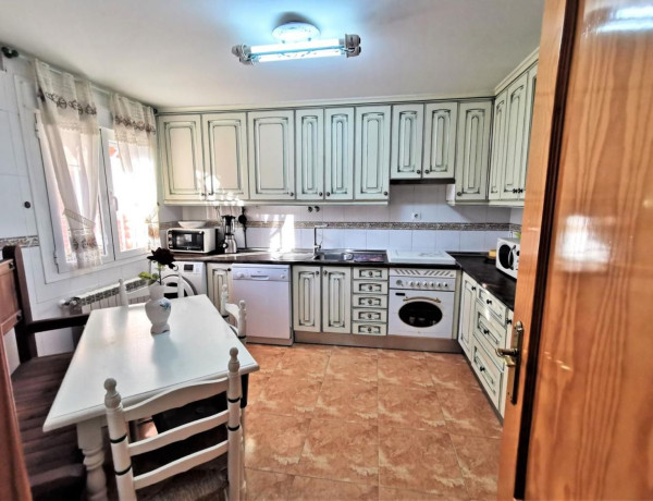 Таунхаус на продажу в , Ugena photo 3