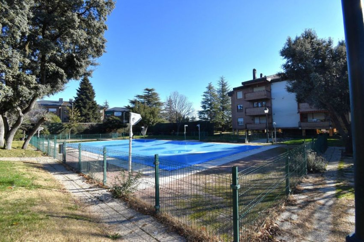 Sale of apartment in Navalquejigo - The Streams, El Escorial
photo 1