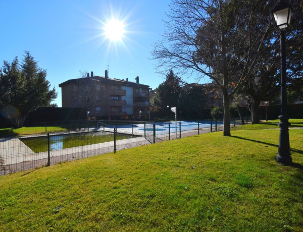 Apartment for sale in Navalquejigo - Los Arroyos , El Escorial thumbnail 2