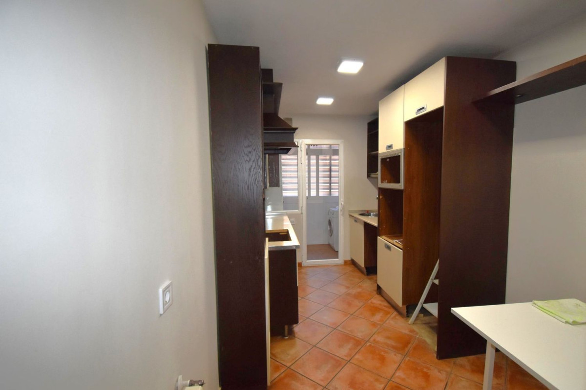 Sale of apartment in Navalquejigo - The Streams, El Escorial
photo 4