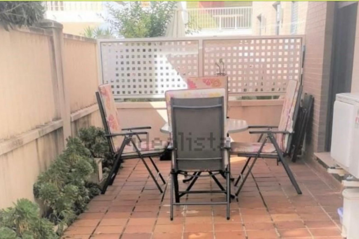 Venta de piso en Berenguer d´entenza s/n, Oliva
photo 2