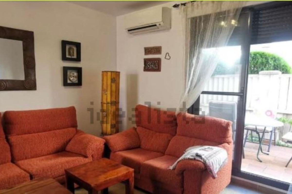 Venta de piso en Berenguer d´entenza s/n, Oliva
photo 4