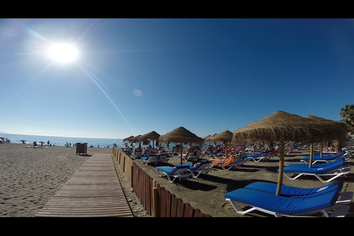 Venta de chalet adosado en Urbanización Naricha, 46 A , Nerja photo 1